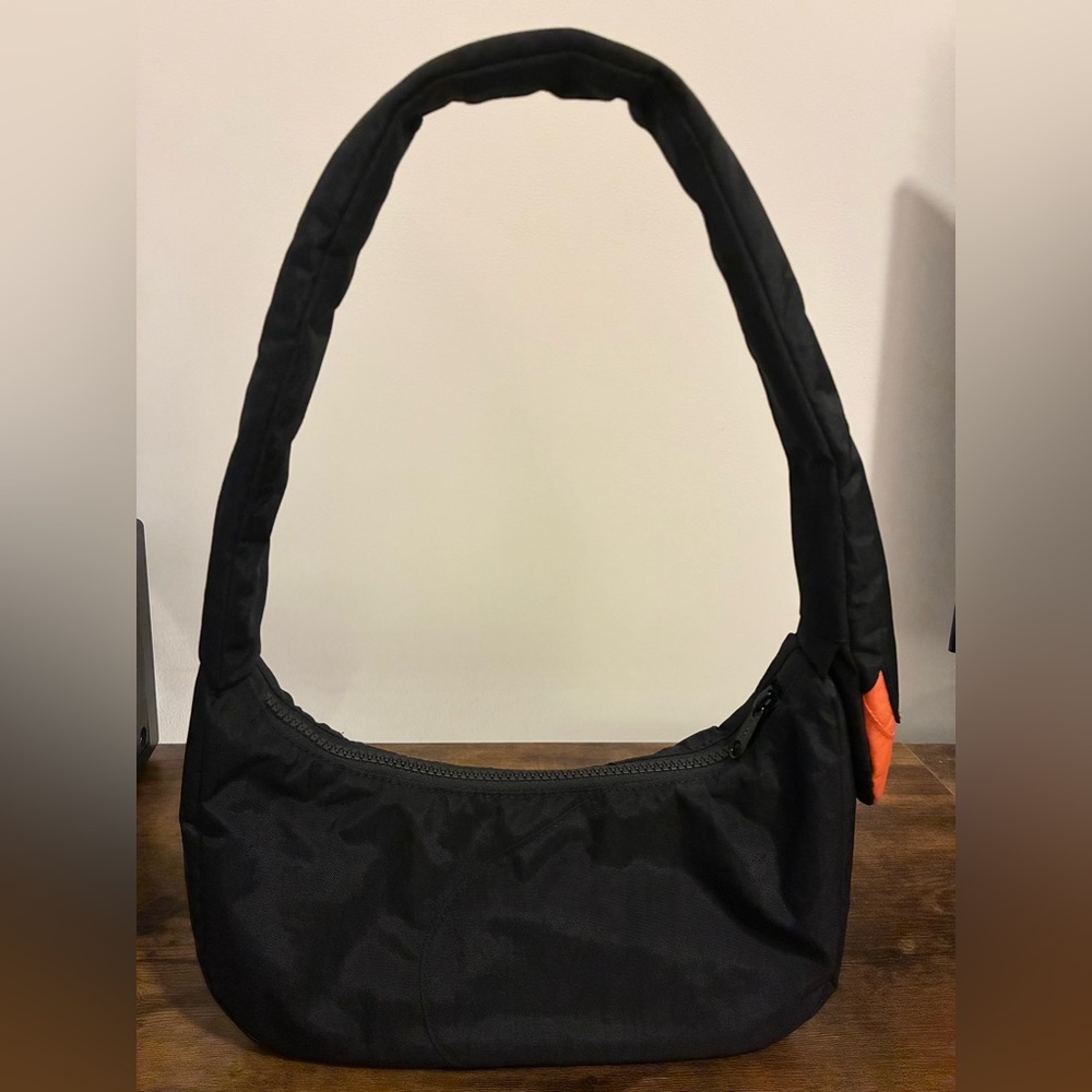 Baggu Black Swan Shoulder Bag NWOT - Picture 3 of 5